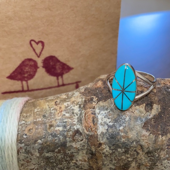 Turquoise and Sterling Silver Ring - Size 6 - Picture 1 of 3